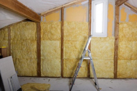 Isolation par soufflage ou doublage de mur, quelle m&eacute;thode adopter ?